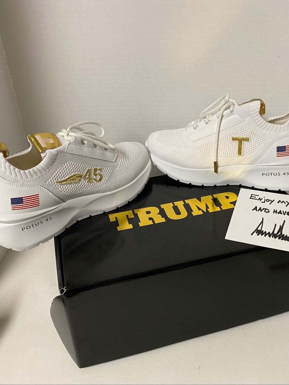 Donald Trump POTUS 45 White Sneakers M5/W6.5 • With Box & Card • Gold Accent